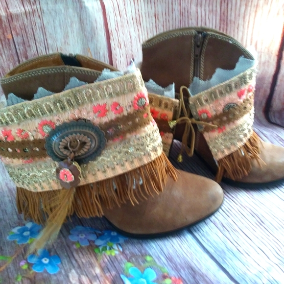 Artisan Boot Wraps - Picture 6 of 7